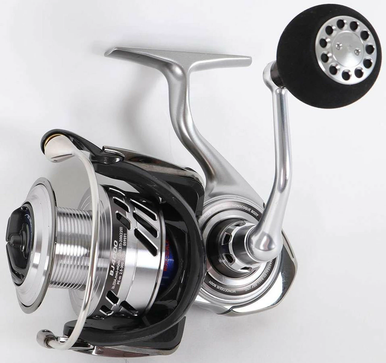 Daiwa Saltiga Bay Jigging Reels - Image 6